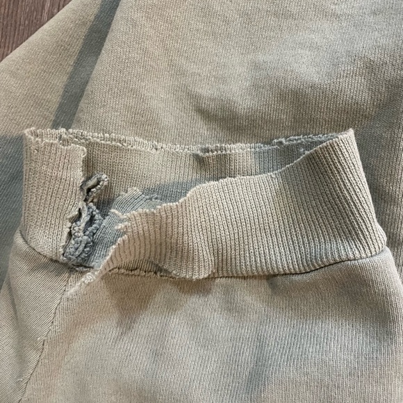 Distressed Champion Crewneck Sweater - Picture 5 of 8